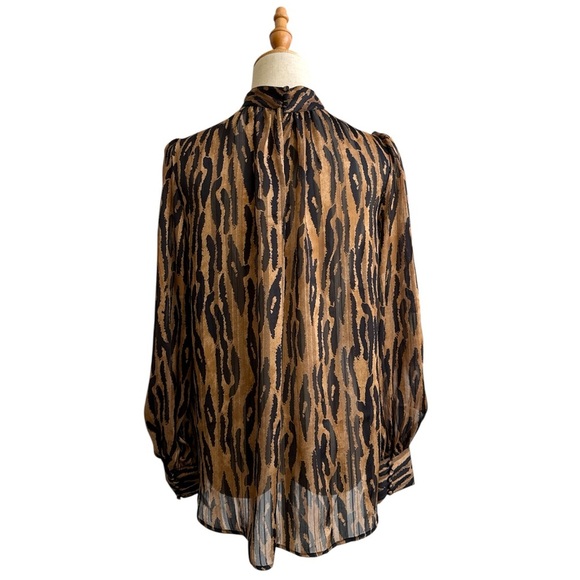 H&M Leopard Print Pattern Blouse Light Brown Crepe Sheer Long Sleeve Size Small - Picture 7 of 12